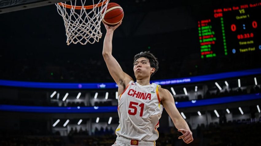 Saša Đorđević o kineskom džinu, senzaciji koja oduševljava NBA skaute: Obožava Jokića, trudi se da primeni njegov stil