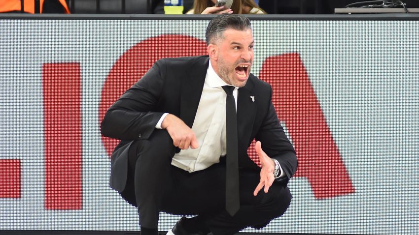 Plavšić upalio plamen, Boldvin ugasio vatru i najavio slavlje: Dušan Alimpijević korak dalje od titule