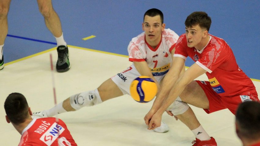 Vuk Kulpinac ima samo 17 godina, počeo je sezonu na klupi Vojvodine - završio kao seniorski reprezentativac Srbije