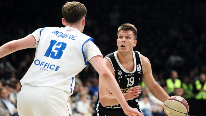 KRAJ: Partizan - Spartak