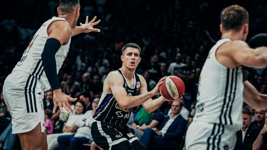Marinković daje sve od sebe, ali je i dalje pod upitnikom