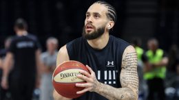 Dvejn Vašington spreman