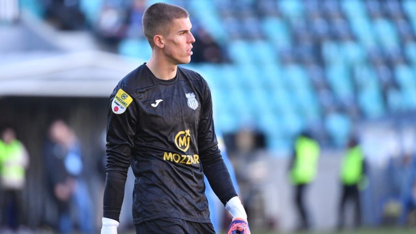 Balša Popović potpisao za Crvenu zvezdu