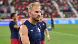 Račić bi mogao da pojača srpsku koloniju, menadžer sastančio sa legendarnim trenerom Liverpula
