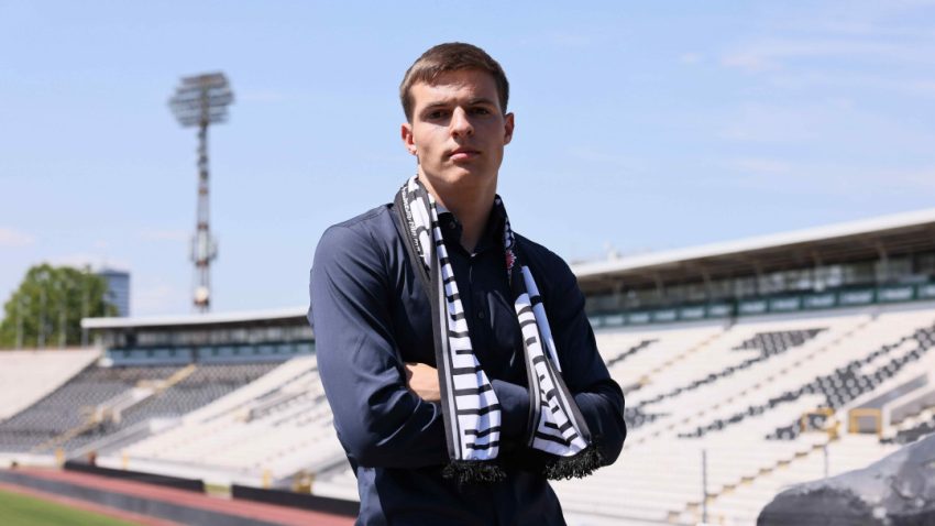 Fudbaler kojem je Partizan odredio cenu od 20.000.000 evra: Ne zove Mijatović svaki dan