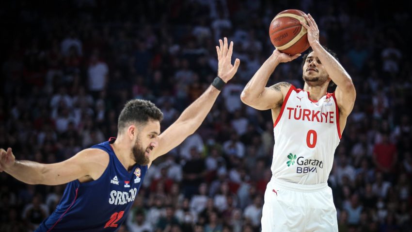 Šejn Larkin ima poseban motiv na Evrobasketu: Nisam želeo onakav kraj - Turska favorit broj 1! Imamo Šenguna za Jokića, pratio sam kako Aleksa čuva najboljeg u NBA…