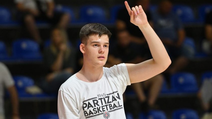 Blistavi um Đorđe Šekularac pregovara s Partizanom: Obradović me vodi na konferenciju, a meni se ruke tresu - Karlik stvorio tremu, Duejn ulio hrabrost