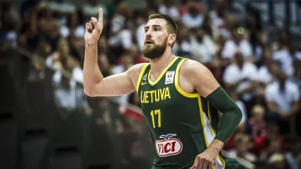 Žalgiris pobedio: Valančunas preti Zvezdi, Partizanu i Srbiji