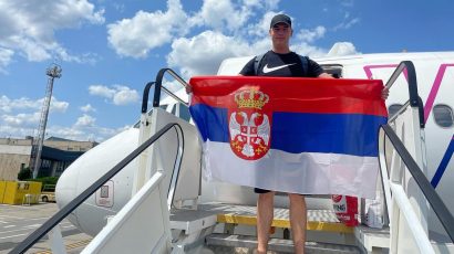 Dok čeka bivšeg fudbalera Partizana, diže obe ruke za srpskog junaka: Avramović pre Jokića, vraćamo se na finale!