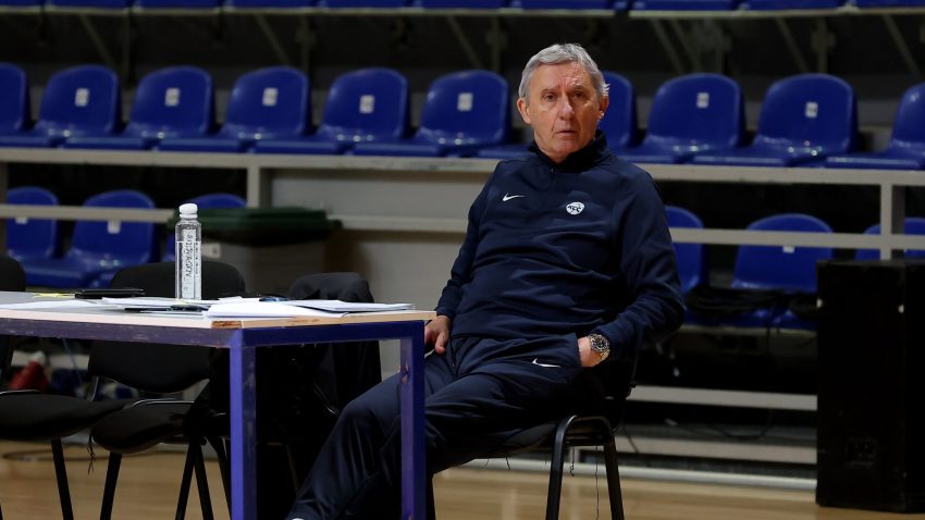 Svetislav Pešić zahteva tišinu: Svaki dan je važan za Micića, nije samo dajte loptu Jokiću i bićemo prvaci