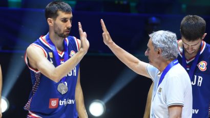 Zvezdin kapiten Dobrić oporavio telo i glavu: Pešić je mnogo uradio za ovu zemlju i žao mi je što ovako odlazi – razgovarao sam s mentorom