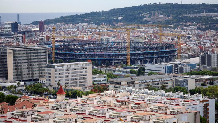 Barselona tone u dugove: Kamate bi mogle da progutaju do 94.000.000 evra