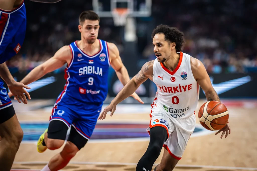 UŽIVO: Turska - Srbija 5 Larkin