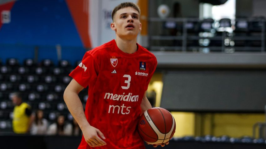 Lučić se iz Zvezde preselio u Žućkovu avliju, u jednom danu stigla osmorica