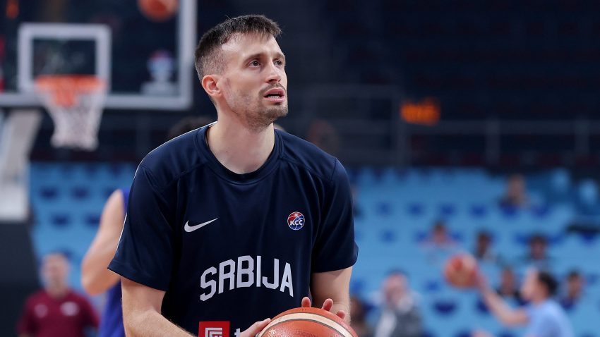 Avramović bi mogao da pomeri oblake