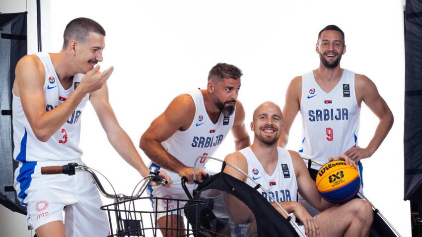 Srbija sa prvog mesta u četvrtfinale