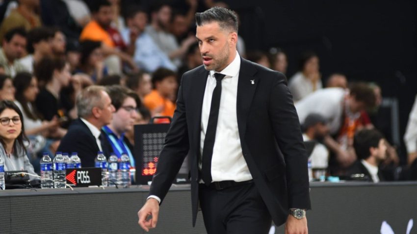 Predsednik Bešiktaša hvali Alimpijevića: Neverovatan trener, divim mu se