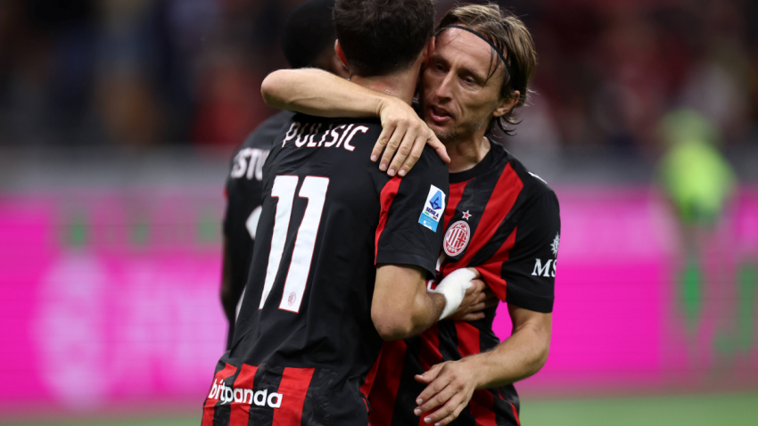 Milan dominirao, pa strepeo za pobedu protiv Napolija