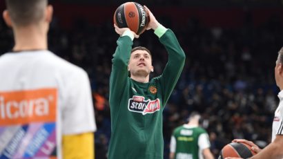 Posle Panatinaikosa završio karijeru, ali se vratio iz penzije i potpisao za vicešampiona NBA
