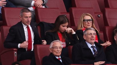 Arsenal bacio oko na trojicu mladih krila