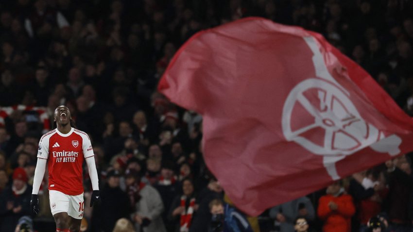 Severni London u crveno-beloj euforiji: Het-trik Ezea i velika pobeda Arsenala