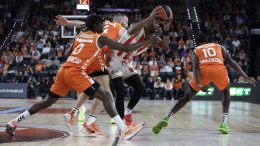 Španska sapunica bez srećnog kraja: Valensija dala tri poklona u poslednjem minutu, Zvezda nijedan nije uzela