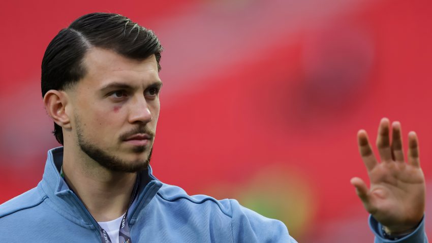 Atalanta otvara vrata: Zima može da donese novi transfer Lazara Samardžića