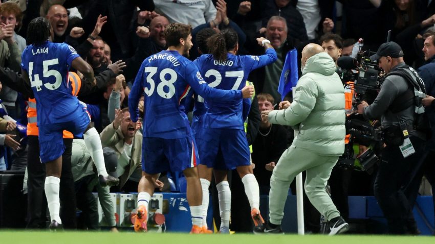 Čelsi pobedom u Napulju napravio problem UEFA