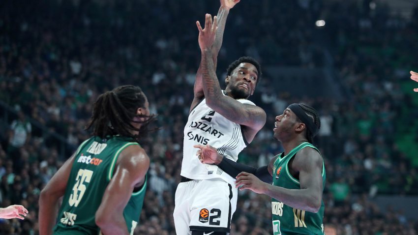 Šejk Milton veruje da će pauza prijati crno-belima: Da sredimo glave kako bi se vratili na pravi put