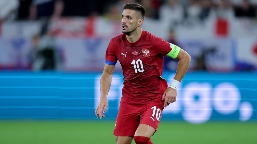 Bliski istok na nogama - razlog Dušan Tadić, Emirati upoznali Lazovića (VIDEO)