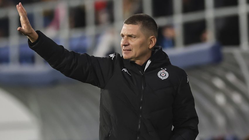 Blagojević ljut zbog odluka pojedinaca: Sebičnost ne priliči Partizanovim igračima