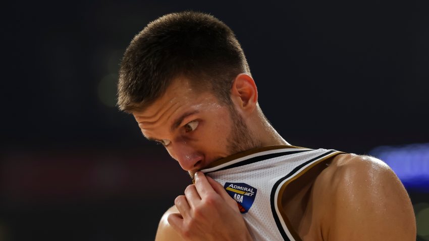 Baskonija izašla iz mraka i poništila magiju Petruševa, Gudurić se izgubio u Barseloni