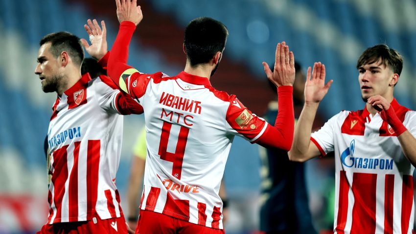 Ivanić i Kostov "pokvarili" traktor, Zvezda raspucana ide u Portugal