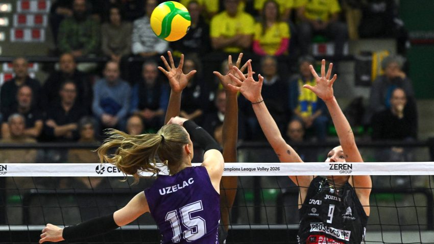 Zerenu derbi protiv Galatasaraja, Aleksandra Uzelac stala tek na 25