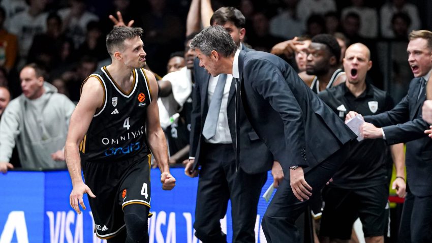 Trofejni stručnjak vraća Avramovića na teren