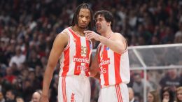 Fredi Gilespi poslao mašinu za koševe u Zvezdu: Batler vam traži da ga shvatite ozbiljno! Mitrović i Nedović krivi za čuvenu fotografiju - zbog navijača ne tražim derbi u rasporedu