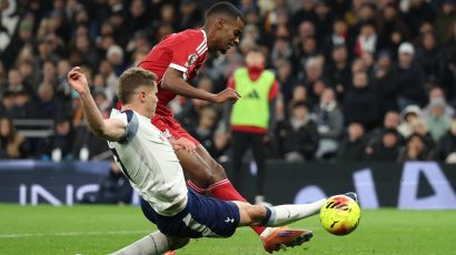 Liverpulova tačka preloma: Poznate dve opcije za Isakovu zamenu