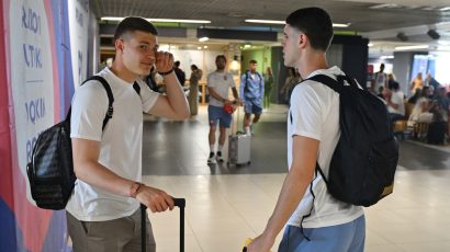 Vazduhom, kopnom, vodom: Luković zbog srpskog pasoša odvojen od ekipe