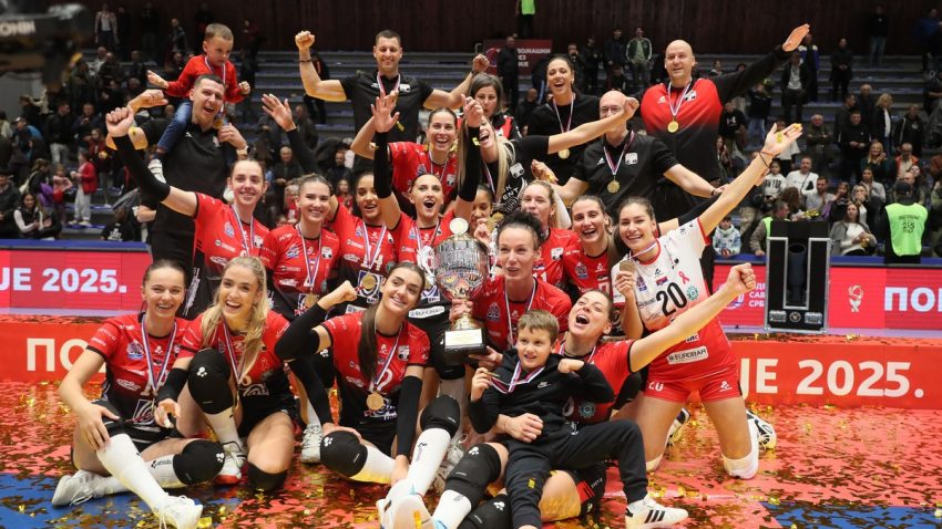 Na domaćoj sceni TENT nije mogao bolje: Trofej Superkupa, 11-0 u prvenstvu i plasman u finale Kupa