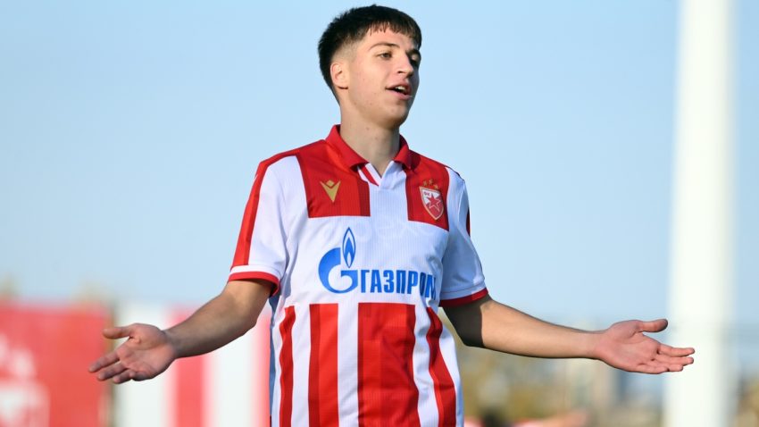 Zvezda lansira novog bisera: Šarić kreće stopama Maksimovića