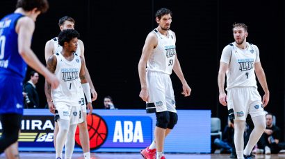 Bobi ponovo u akciji