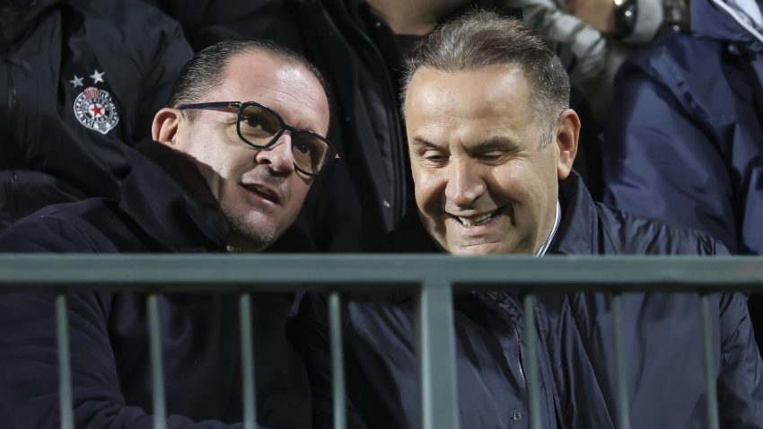 Ljajić i Mijatović zajedno gledali utakmicu:  Pričali smo, jer nikome ne prijaju tenzije... Skupština možda i ranije nego što smo mislili