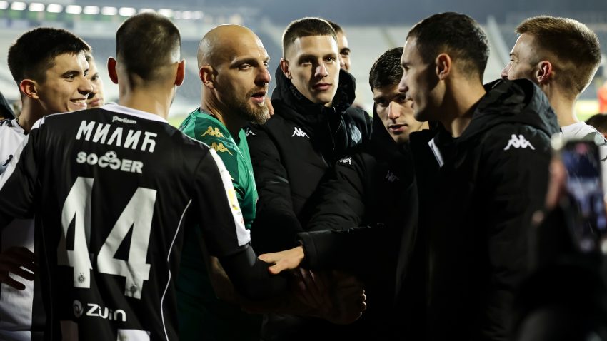 Partizanov šampionski rebus u kojem su sva rešenja i tačna i pogrešna