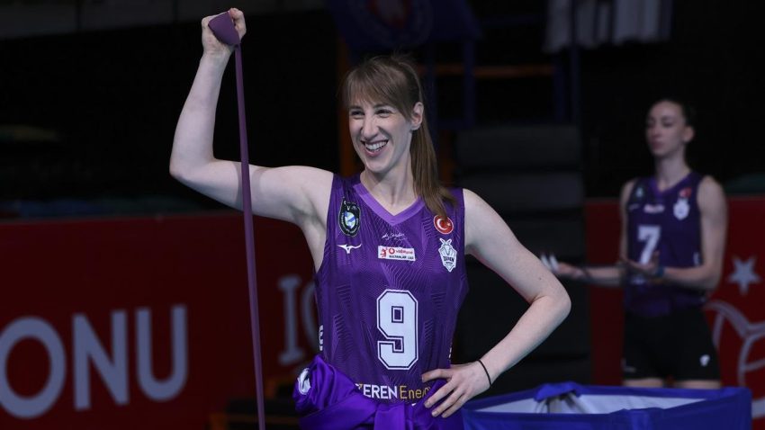 Strašan napad Zerena! Maja Aleksić i Brankica Mihajlović započele, Aleksandra Uzelac završila posao