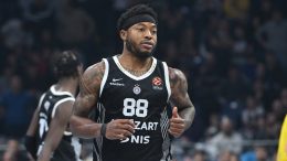 Tajrik Džons čeka zamenu