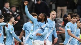 Siti upalio nitro, Arsenalu se drma prvo mesto