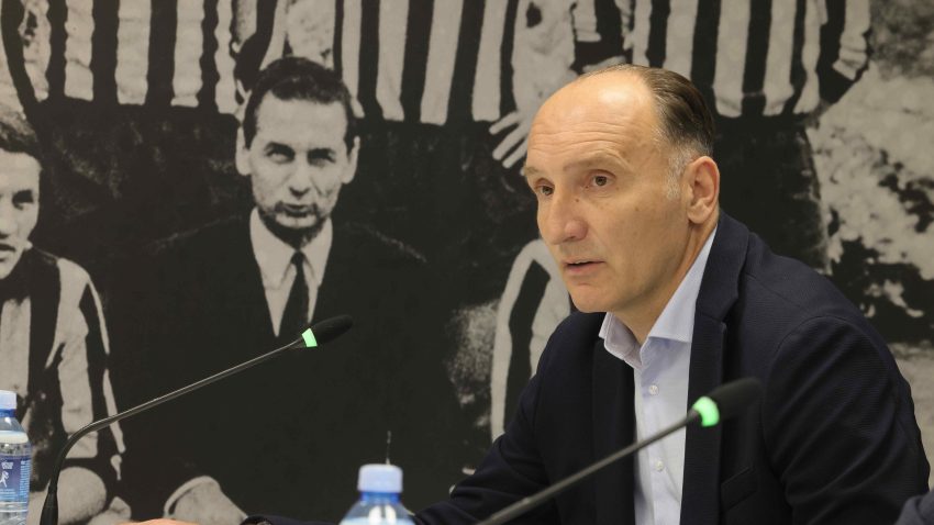 Čakar seo na klupu Partizana: Ćetković je pomoćnik - prvi trener sam ja… Zahida nisam mogao da gledam kako radi sam, pa sam ga vratio u tim
