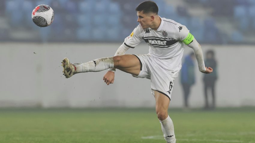 Dragojević u problemu dva kola pred večiti derbi