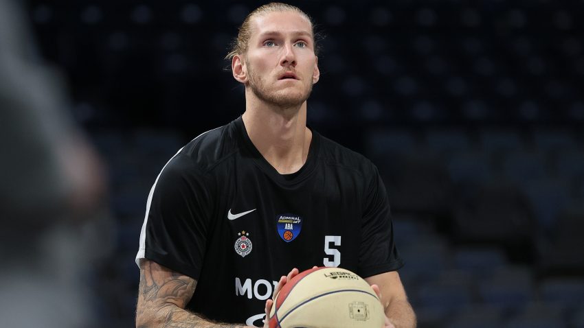 Ostoja Mijailović o slučaju Osetkovski: Imamo pravo da izađemo iz ugovora bez finansijskih posledica