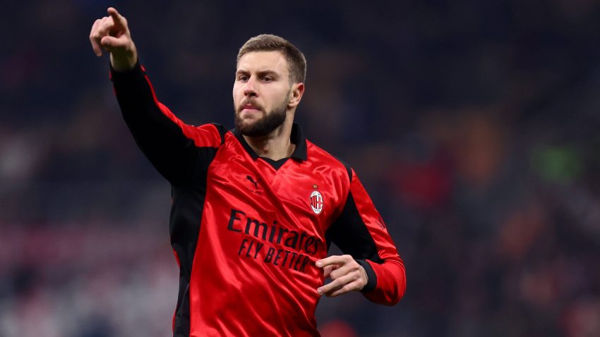 Strahinja Pavlović vadio kestenje iz vatre pred milanski derbi: Što ne mogu Vardi, Filkrug i Nkunku - može Srbin (VIDEO)